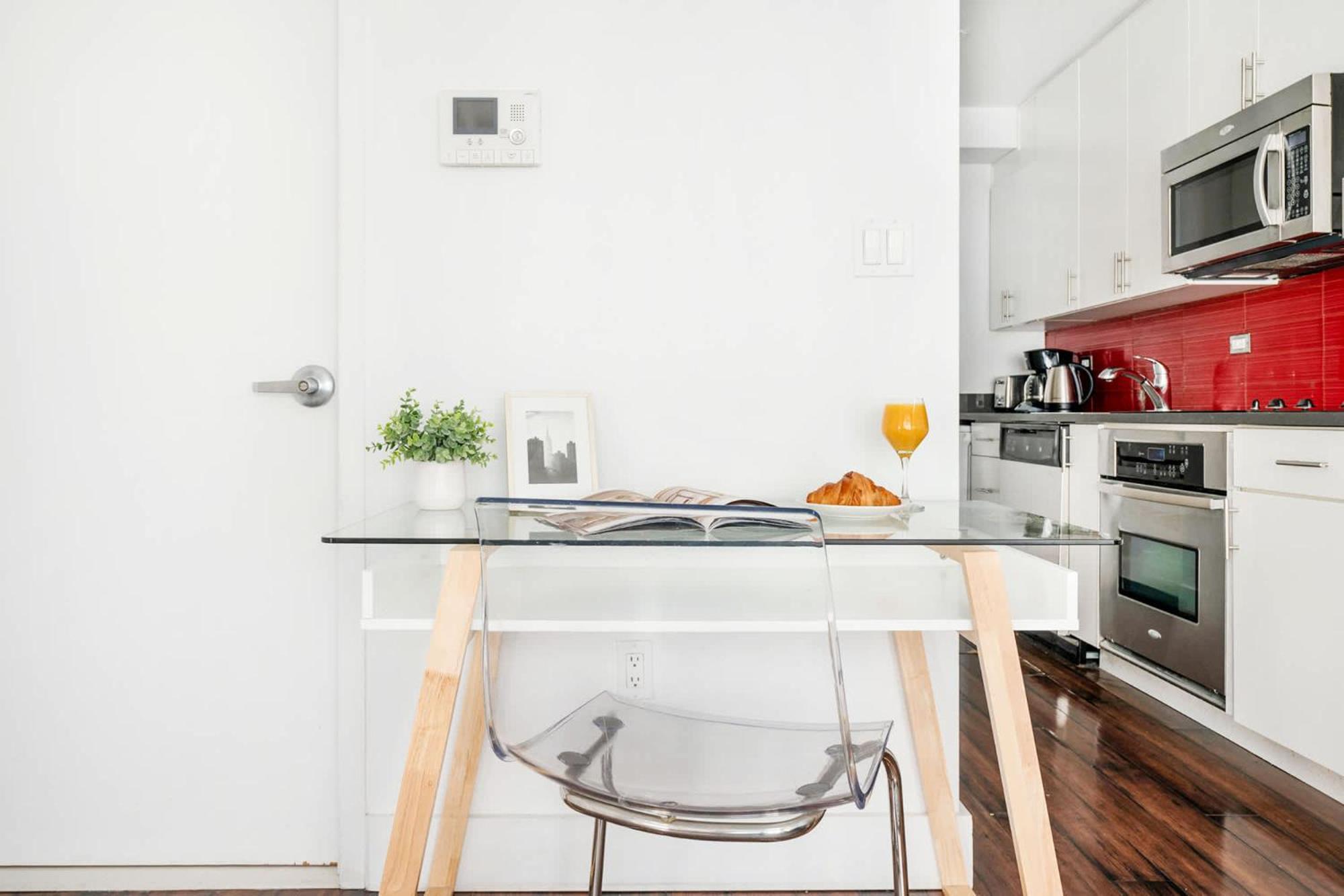 809-5a Gorgeous New 1br Heart Of Midtown *