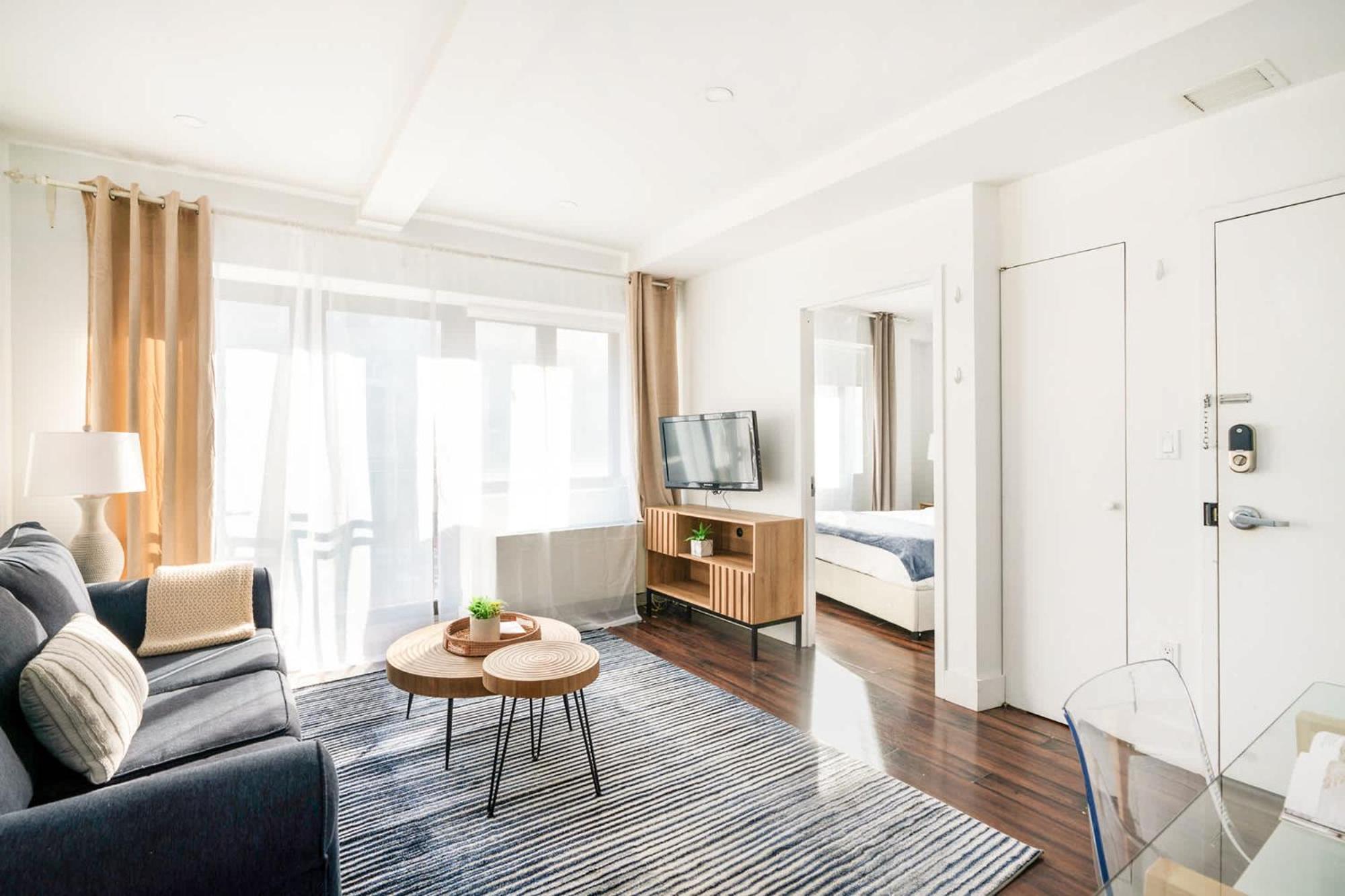 809-5a Gorgeous New 1br Heart Of Midtown